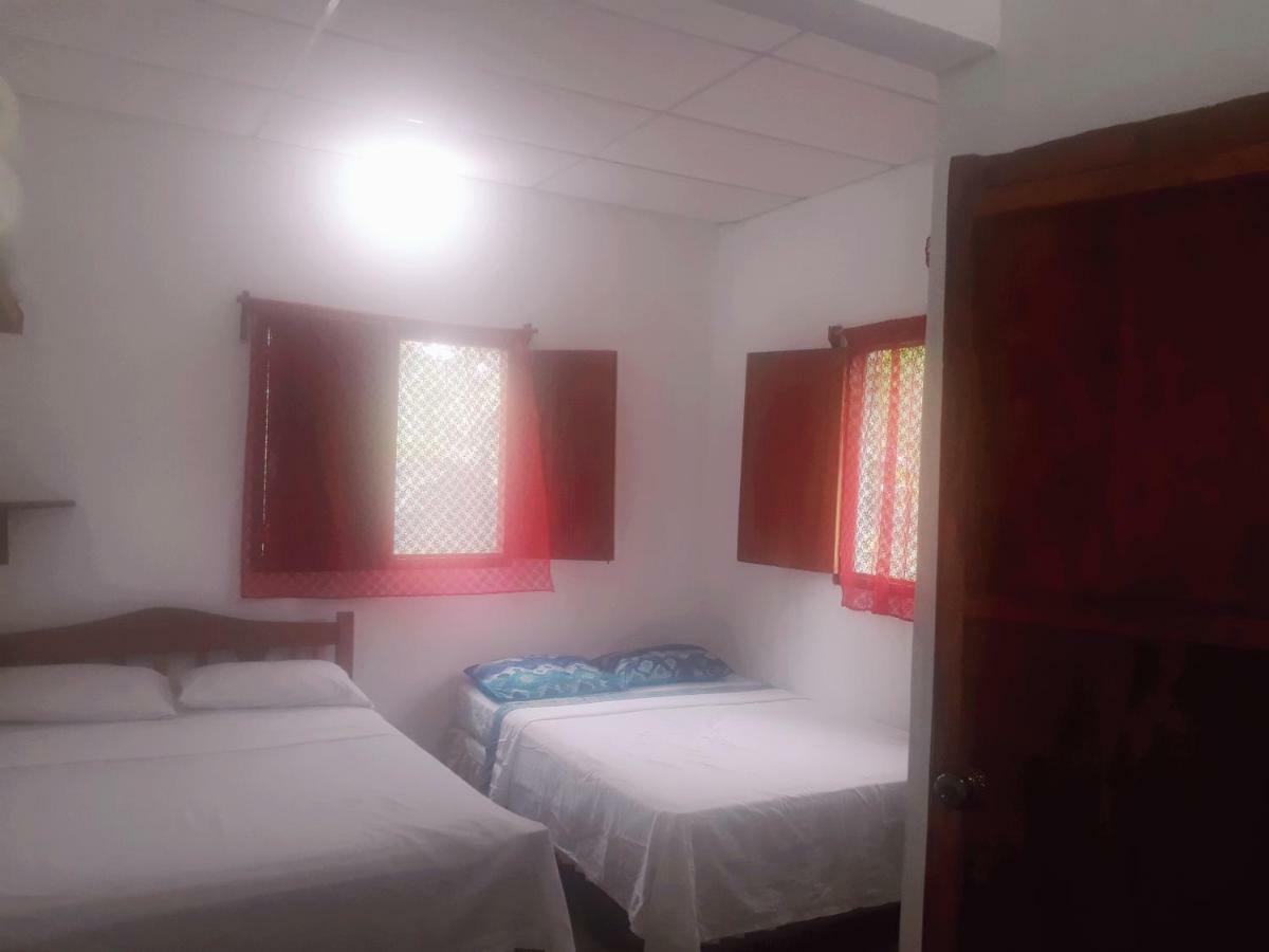 Bananas Guest House Private Room Altagracia Exterior photo