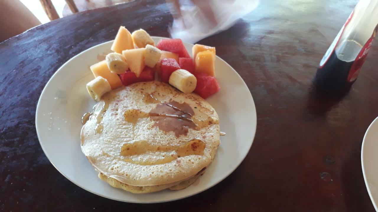 Bananas Guest House Private Room Altagracia Exterior photo